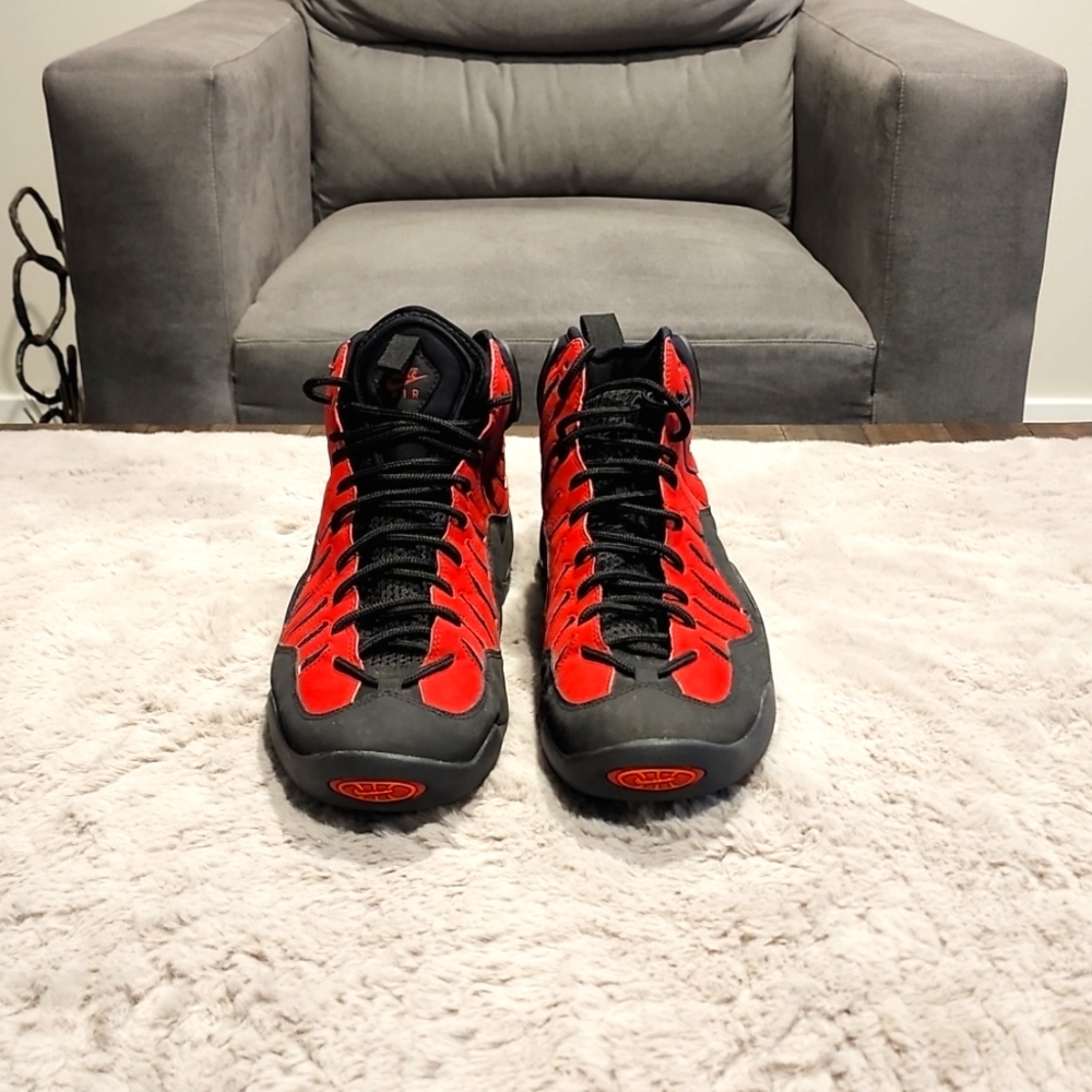 Men's Nike Air Bakin Black&Red (New) Size 12